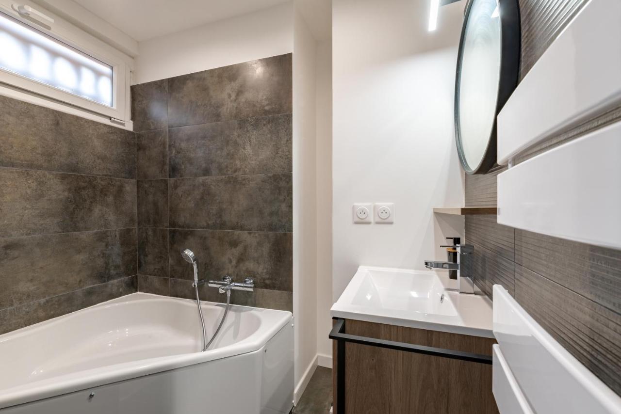 Amja Proche Clinique Saint-Roch Apt 3 Chambres 3 Salles De Bain Parking Gratuit Ideal Famille Groupe Coworking 10 Min Centre Ville 10 Min Plage 5 Min Sortie Autoroute مونبيلييه المظهر الخارجي الصورة